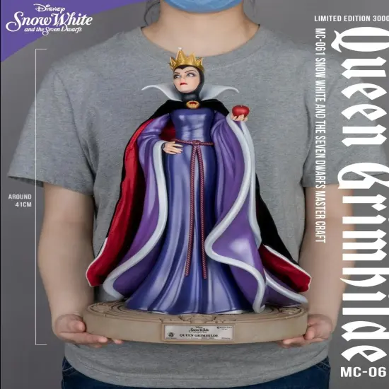 Snow White And The Seven Dwarfs Master Craft Queen Grimhilde Statue {2}