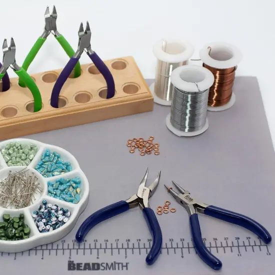 The Beadsmith One Step Looper &ndash; Create and Trim Consistent 1.5 mm Loops for Jewelry, Use With 18-26g Craft Wire, For Left-Handed Individuals {4}