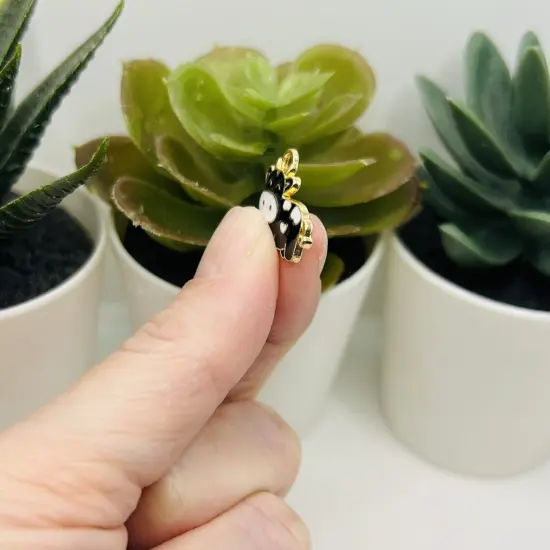 1, 4, 20 or 50 Pieces: Black Enamel Cow Charms {4}