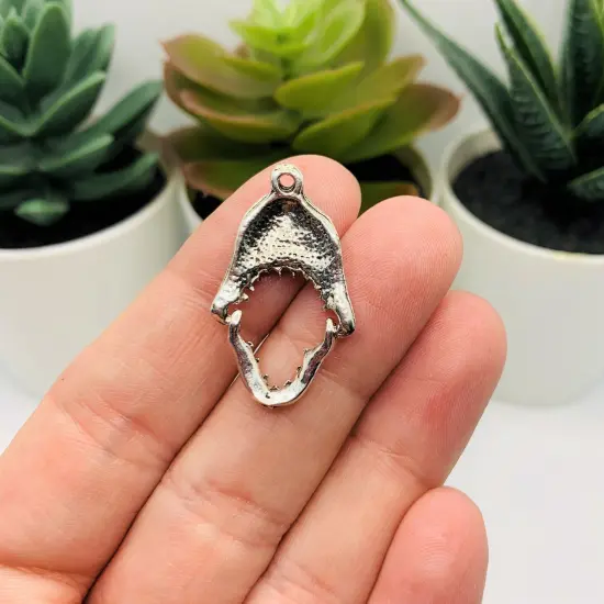 Silver Shark Moveable Jaw Charms, 29x18mm {3}