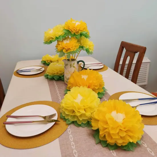 Gold Round Paper Placemats for Dinner New Years Eve Festive Party Birthday Table Decoration 12 inch Pack of 12 {2}