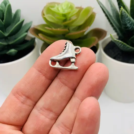 Silver Ice Skate Winter Christmas 3D Charms, 16x17mm {3}