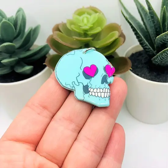 Blue Skull with Heart Eyes Charms, 35x39mm {3}