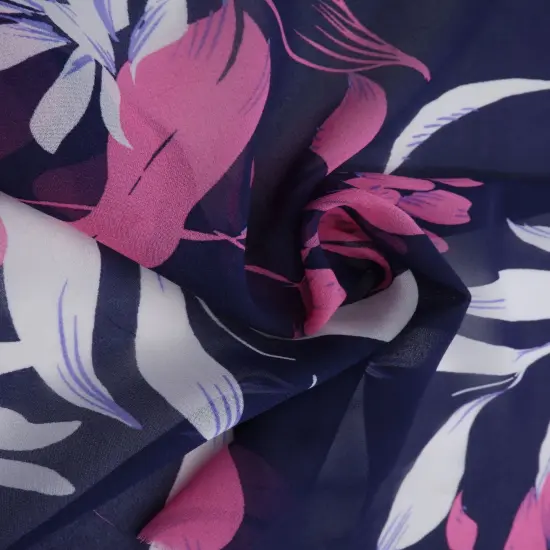 1 Yard Lightweight Navy & Pink Polyester Chiffon 57/58&Prime; Wide Floral-Accent Fabric {1}