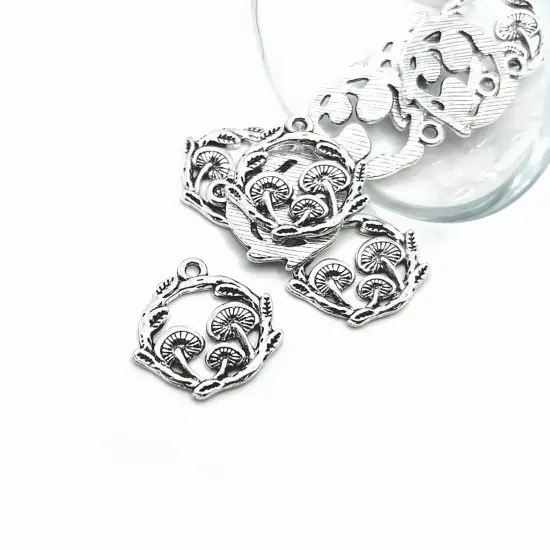 Small Silver Round Mushroom Charms, 21x20mm {1}