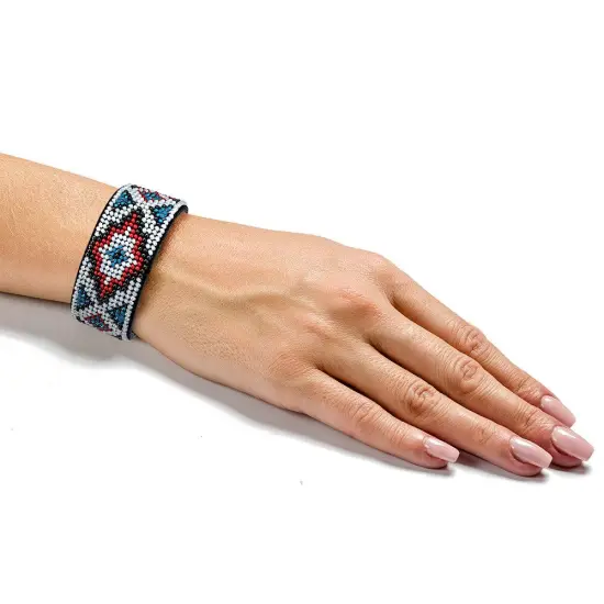 Bead embroidery kit on artificial leather {4}