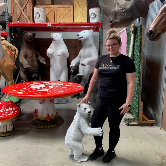 Baby Polar Bear Statue {3}