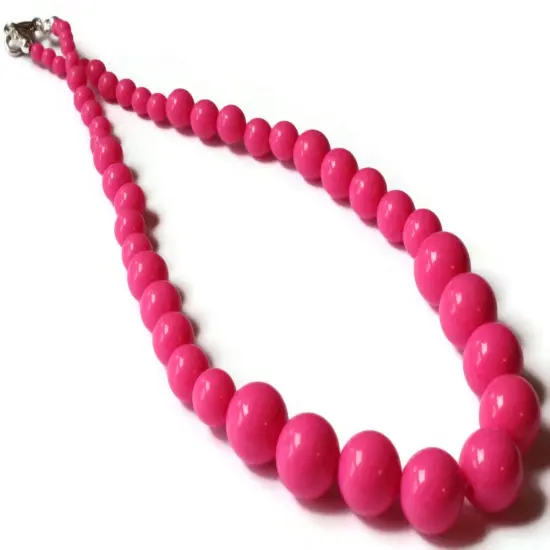 16 Inch Bright Pink Graduated Bead Vintage Necklace {1}