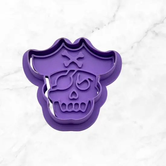 Pirate Skull Cutter and Stamps {3}