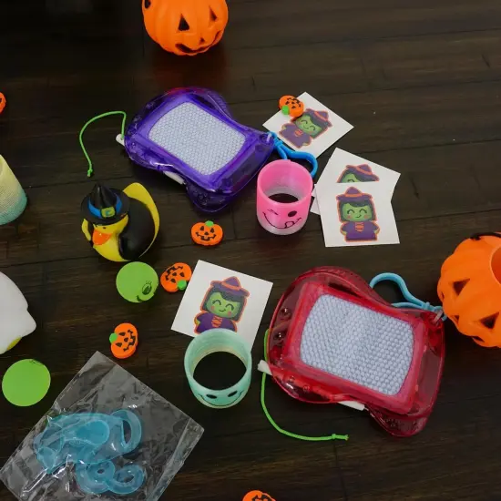 4E&rsquo;s Novelty 12 Pack Mini Magnetic Drawing Board for Kids - Erasable Magnetic Doodle Board Keychain Party Favors {5}