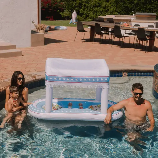 PATRIOTIC FLOATING CABANA BAR {3}
