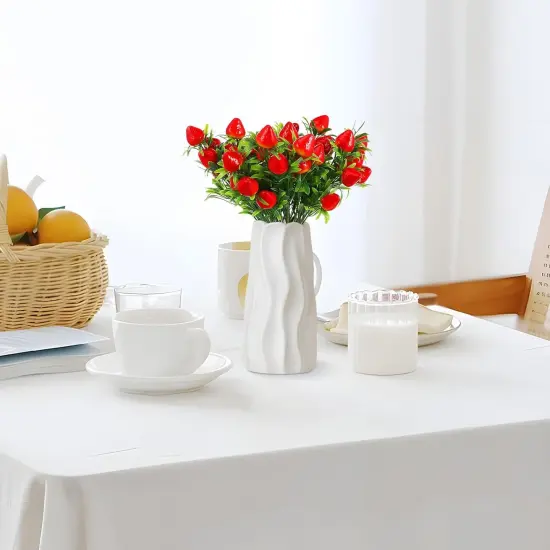 15pcs Artificial Strawberry Picks {4}