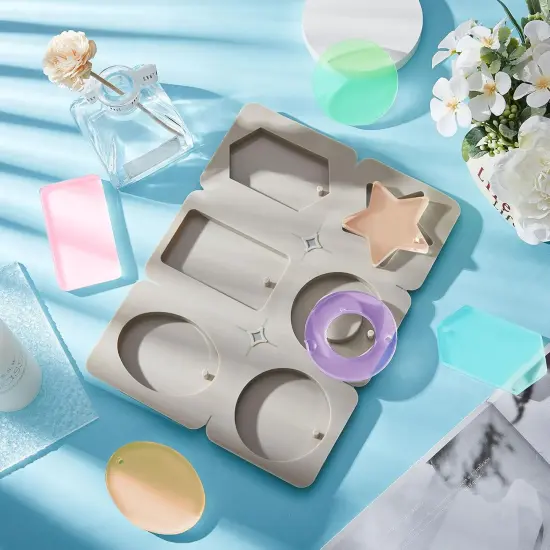 i 2 Pcs Silicone Wax Melt Molds Silicone Resin Keychain(Various Style) {5}