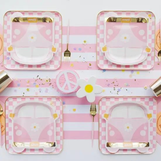 DISCO DAISY VAN PLATES {3}