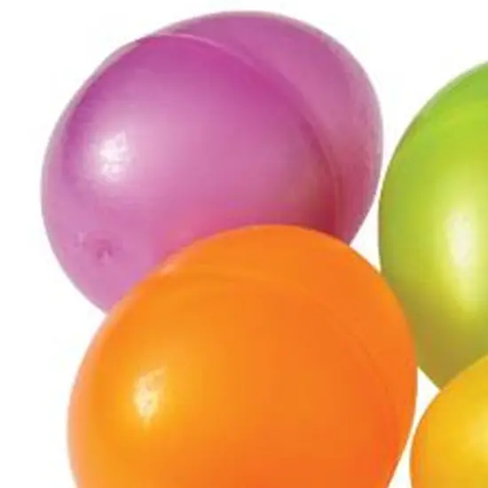 Plastic Eggs 3 1/2 Inch Include 6 Units {3}