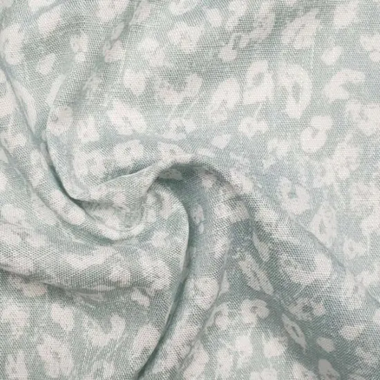 1 Yard Lightweight Rayon Slub Fabric Sky Gray For Stylish Clothing 55/56 Inches Width {1}