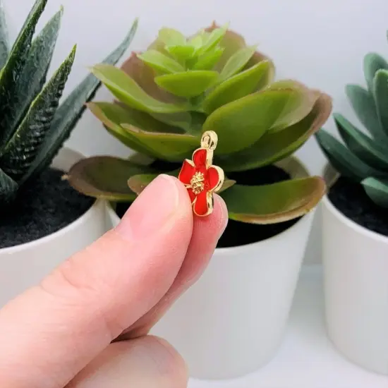 Red and Gold Flower Charms, 16x13mm {4}