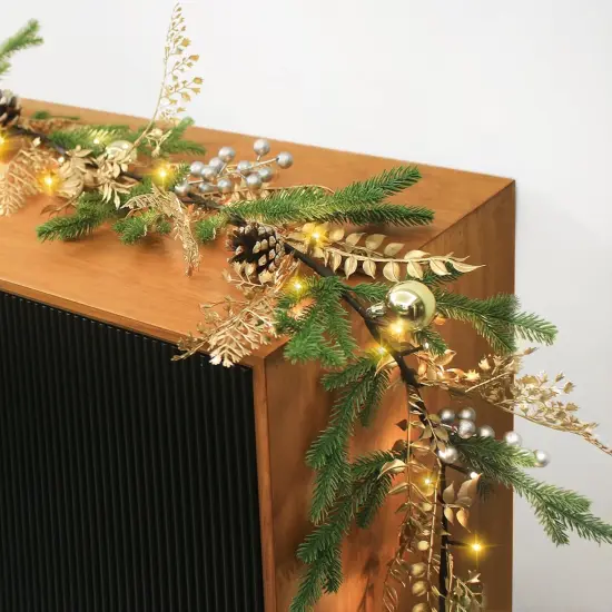 5.2ft 40 LEDs Pine Needles Christmas Garland with Lights {1}