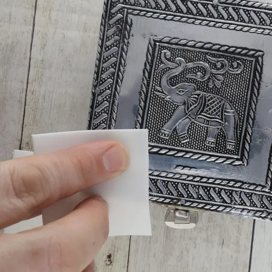 The Beadsmith Shine Rite Polishing Pads &ndash; 2-Inch Pre-Treated Foam Squares with Micro Abrasives &ndash; Use to Brighten, Polish and Remove Tarnish Jewelry Components &ndash; Pack of 10 {4}