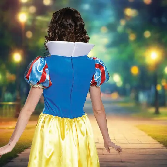Deluxe Snow White Adult Costume with Floor Length Princess Gown for Halloween {5}