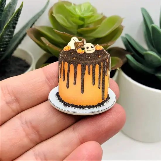Halloween Cake, Fall Baker's Pendant, 37x30mm {3}