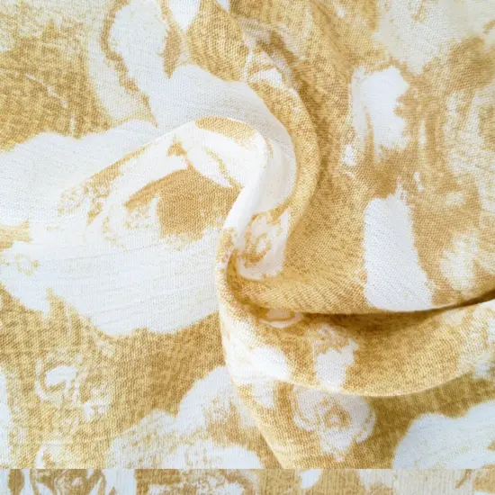 1 Yard Rayon Crinkle Pale Yellow Woven Fabric, 50/52&Prime; Wide 100% Rayon {3}