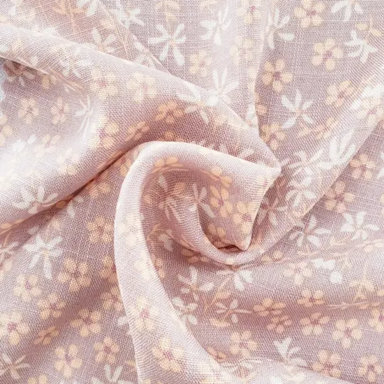 1 Yard Cameo Rose Rayon Slub Fabric Lightweight Material For Soft Apparel And Blouses 55/56 Inch Wide {1}