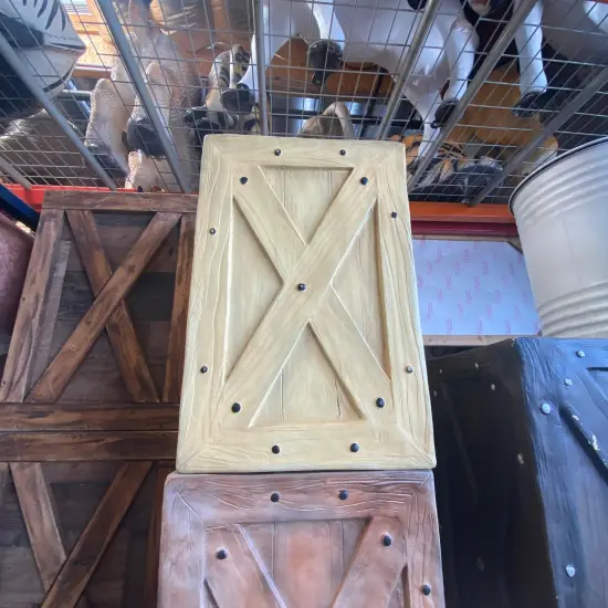 Small Resin Crate Statue {3}