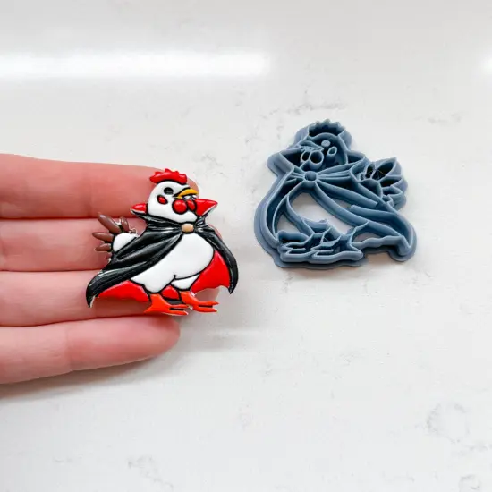 VAMPIRE ROOSTER | HALLOWEEN 2025 | CLAY CUTTERS {3}