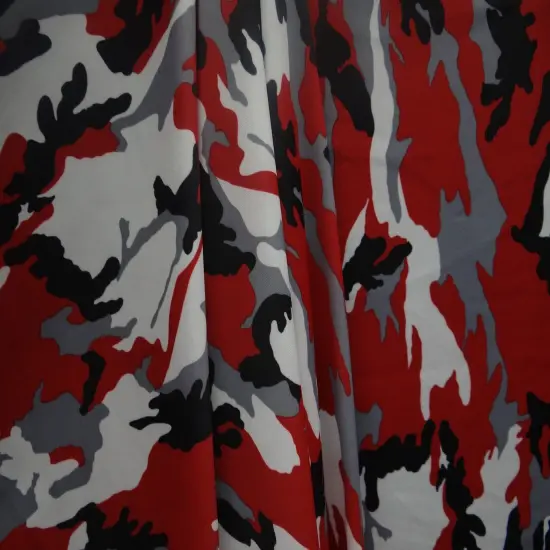 1 Yard Crimson Shadow Camouflage Stretch Fabric for Swimwear Dance Costumes Activewear and Creative Apparel 58"/60" Width {1}