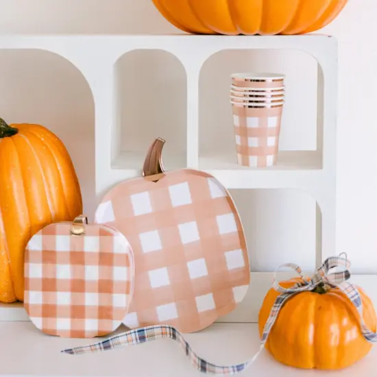 GINGHAM PUMPKIN SHAPED PLATES {4}