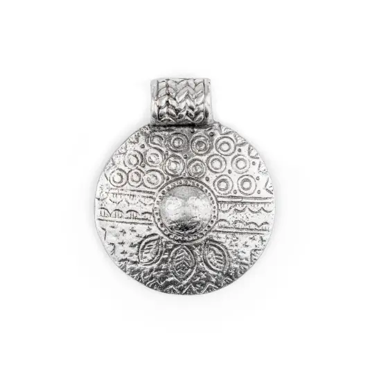 The Bead Chest Silver Tribal Shield Pendant (55x45mm) {1}