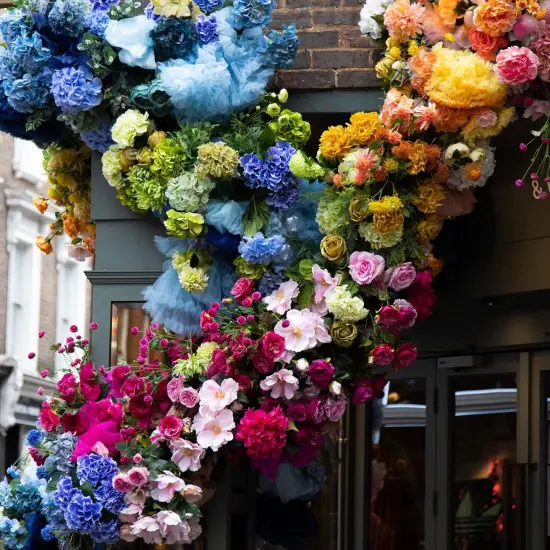 Floral Foam Garland for Artificial Flowers {2}