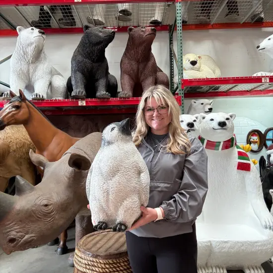 Baby Penguin Statue {3}