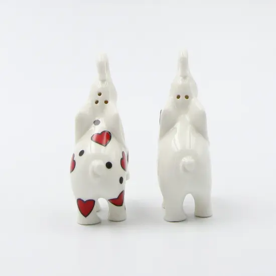 Ceramic Elephant Couple Salt and Pepper Shakers, Home D&eacute;cor, Gift for Her, Gift for Mom, Kitchen D&eacute;cor, Valentine&rsquo;s Day D&eacute;cor {6}
