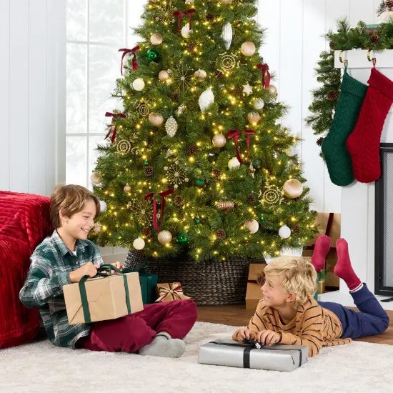 Best Choice Products Pre-Lit Scotch Pine Christmas Tree w/ 2-In-1 Micro LED Lights {4}