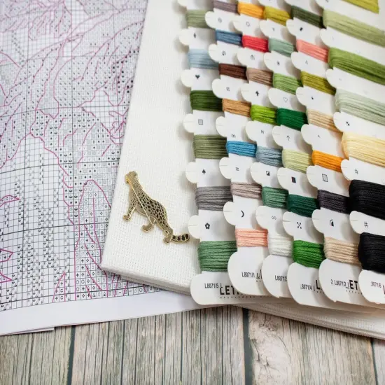 Jungle Time L8071 Counted Cross Stitch Kit {3}