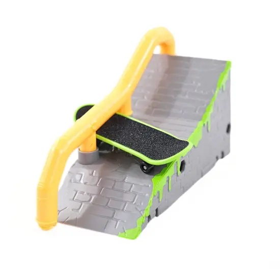 Legend Toys Teenage Mutant Ninja Turtles Finger Skateboard Playset {6}