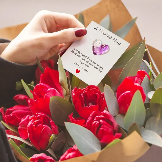 Wrapables Pocket Hug Valentines Day Token Heart Gift with Greeting Card (Set of 8) {5}