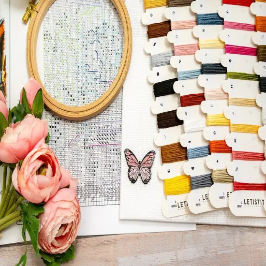 Paris L9929 Counted Cross Stitch Kit {3}