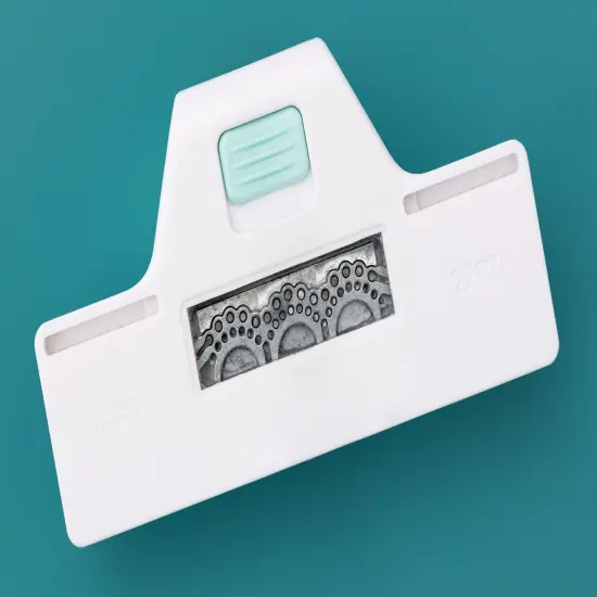 We R Edge Punch-Scallop Lace {5}