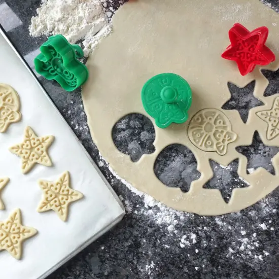 Holiday Pastry & Cookie Cutter Set /4 {6}