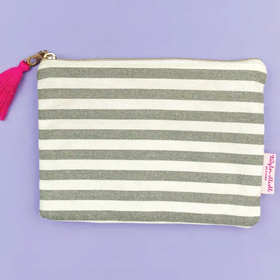 RAINBOW POM POM POUCH {2}