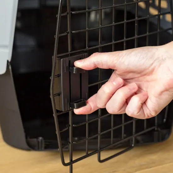 IRIS USA Small Pet Travel Carrier with Front and Top Access, Black/Gray {6}