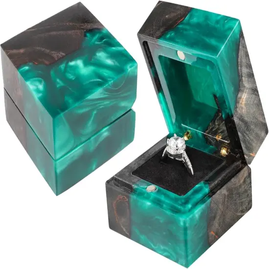 Engagement Ring Box with Single Slot {1}