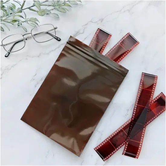 Plymor 6" x 8", 3 Mil Amber UV Zipper Reclosable Plastic Bags {4}