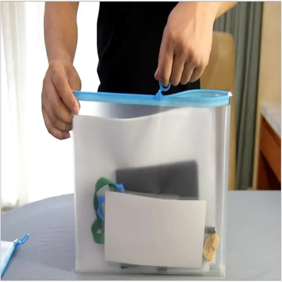 9x12 Clear Zip Plastic Envelopes {3}