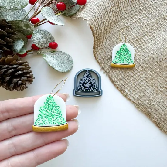 CHRISTMAS TREE SNOWGLOBE | CHRISTMAS 2024 | CLAY CUTTER {2}