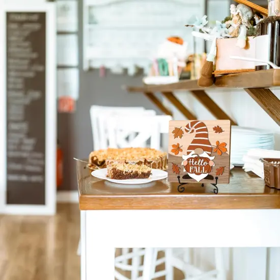 Autumn Gnome Thanksgiving Table Decor - Hello Fall Decor {4}