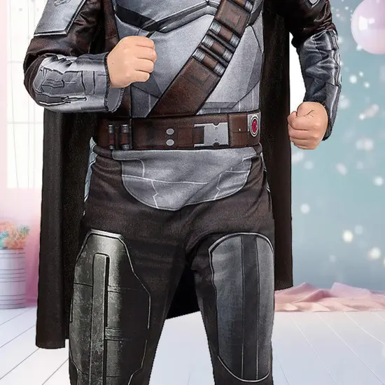 Kids Mandalorian Light Up Star Wars Costume with Cape and Mask {3}
